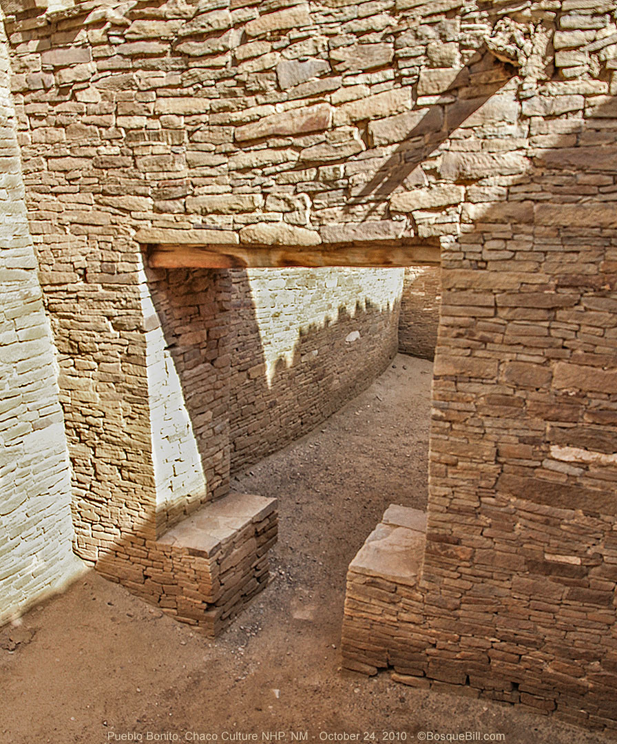 Pueblo Bonito door